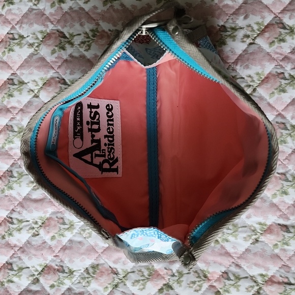 Rare Lesportsac Artist zipper pouch rainbow sky blue pink inner bird art cosm… - Picture 6 of 13